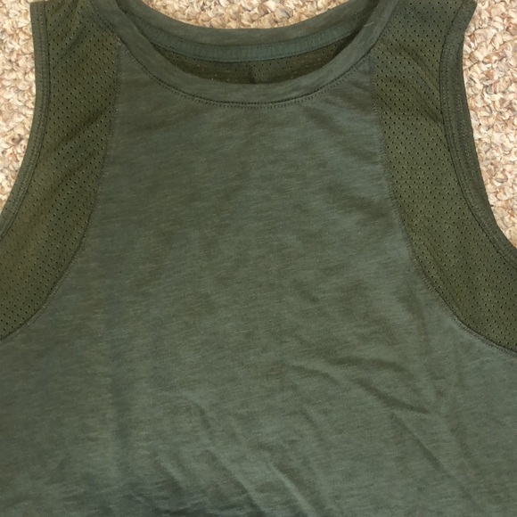 Tank top - Picture 2 of 4